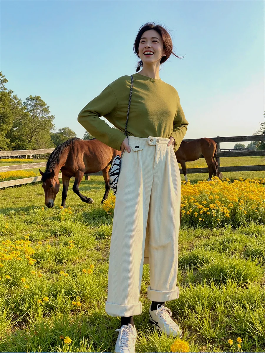 Женские брюки для офиса, белые осенние спортивные брюки для отдыха, женские спортивные повседневные удобные повседневные удобные эластичные шнурки на талии, свободная посадка
Женские брюки для офиса, белые осенние спортивные брюки для отдыха, женские спортивные повседневные удобные повседневные удобные эластичные шнурки на талии, свободная посадка