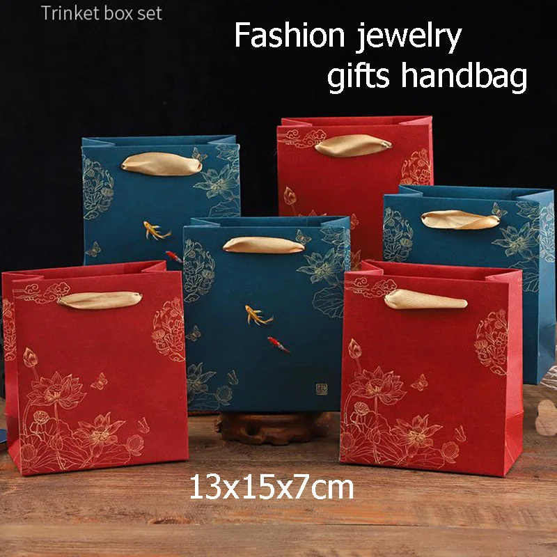 Fashion Original Chinese Style Paper Handle Bags Jewelry Gifts Shopping Packaging Bags 13x15x7cm Wedding Party Mini Gifts Bags
Fashion Original Chinese Style Paper Handle Bags Jewelry Gifts Shopping Packaging Bags 13x15x7cm Wedding Party Mini Gifts Bags