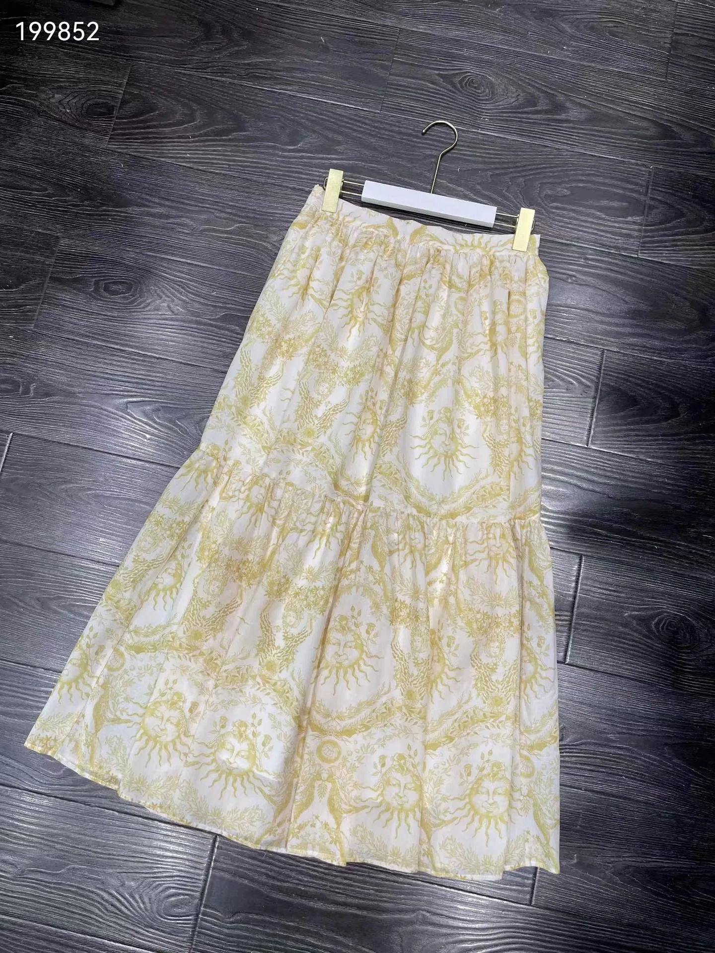 aa6313 Fashion women Skirts 2024 Popular European Design party style Women's Clothing
aa6313 Fashion women Skirts 2024 Popular European Design party style Women's Clothing
