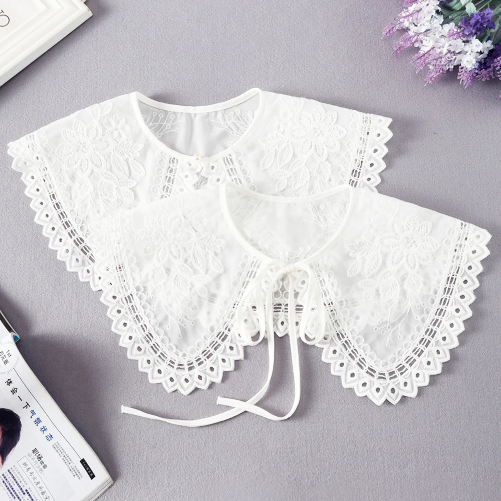 Women‘s Summer Chiffon Fake Collar Female Detachable Shirt False Collar Girls Floral Embroidered Doll Collar Tops Accessories
Women‘s Summer Chiffon Fake Collar Female Detachable Shirt False Collar Girls Floral Embroidered Doll Collar Tops Accessories