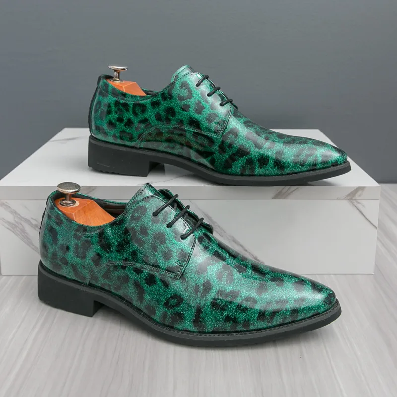 Luxury Patent Leather Shoes For Men Casual Business Formal Shoes Man Evening Shoes Pointed Men's Wedding Shoes Plus Size 38-46
Luxury Patent Leather Shoes For Men Casual Business Formal Shoes Man Evening Shoes Pointed Men's Wedding Shoes Plus Size 38-46