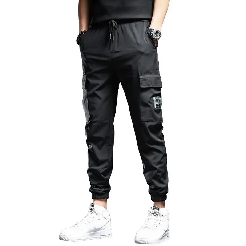 Летние мужские брюки спецодежды, приталенного кроя, приталенного кроя, приталенного кроя, спортивного тренда, универсальные повседневные брюки с несколькими карманами.
Летние мужские брюки спецодежды, приталенного кроя, приталенного кроя, приталенного кроя, спортивного тренда, универсальные повседневные брюки с несколькими карманами.