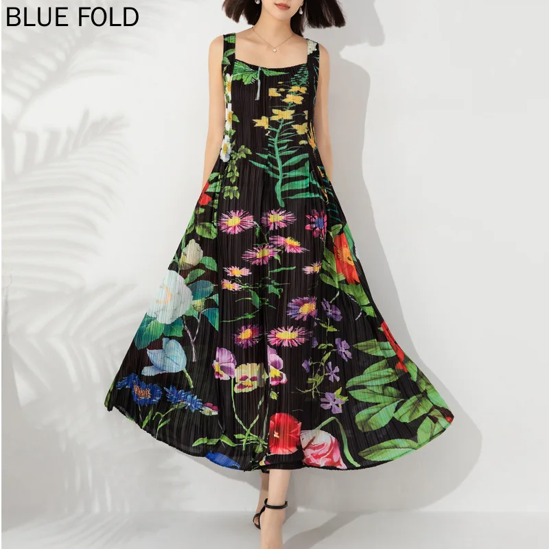 European and American Retro Print Dress, Fashionable, Loose, Large Size, Temperament, Pleated Suspender, Long Dress, New Design
European and American Retro Print Dress, Fashionable, Loose, Large Size, Temperament, Pleated Suspender, Long Dress, New Design