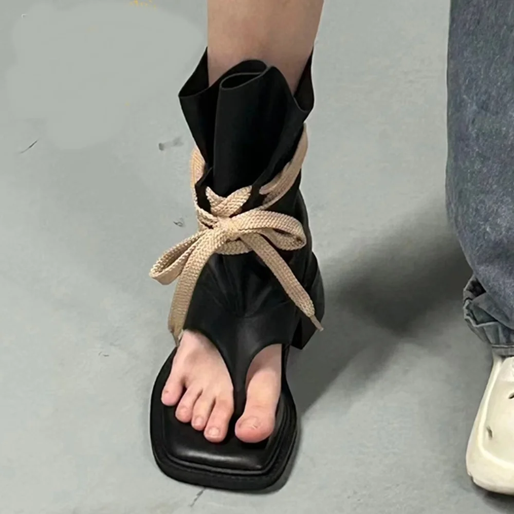 Leather Cross Tied Flips Flops Boots Sexy Square Toe Thick Heel Open The Toe New Arrivals Fashion Women Shoes
Leather Cross Tied Flips Flops Boots Sexy Square Toe Thick Heel Open The Toe New Arrivals Fashion Women Shoes