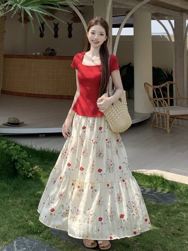 Sweet Large Size Women's Fashion Set Summer New Design Square Collar Back Tie Short Sleeve Top Floral Half Skirt Two-Piece Suit
Sweet Large Size Women's Fashion Set Summer New Design Square Collar Back Tie Short Sleeve Top Floral Half Skirt Two-Piece Suit