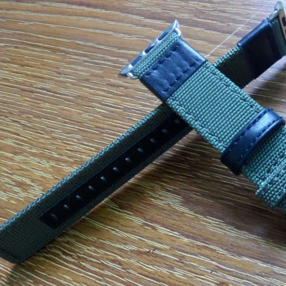 1Pcs Army Green Canvas Watch Strap Durable Replacement Band Strap for Men Women Comfortable Alternative Watch Band
1Pcs Army Green Canvas Watch Strap Durable Replacement Band Strap for Men Women Comfortable Alternative Watch Band