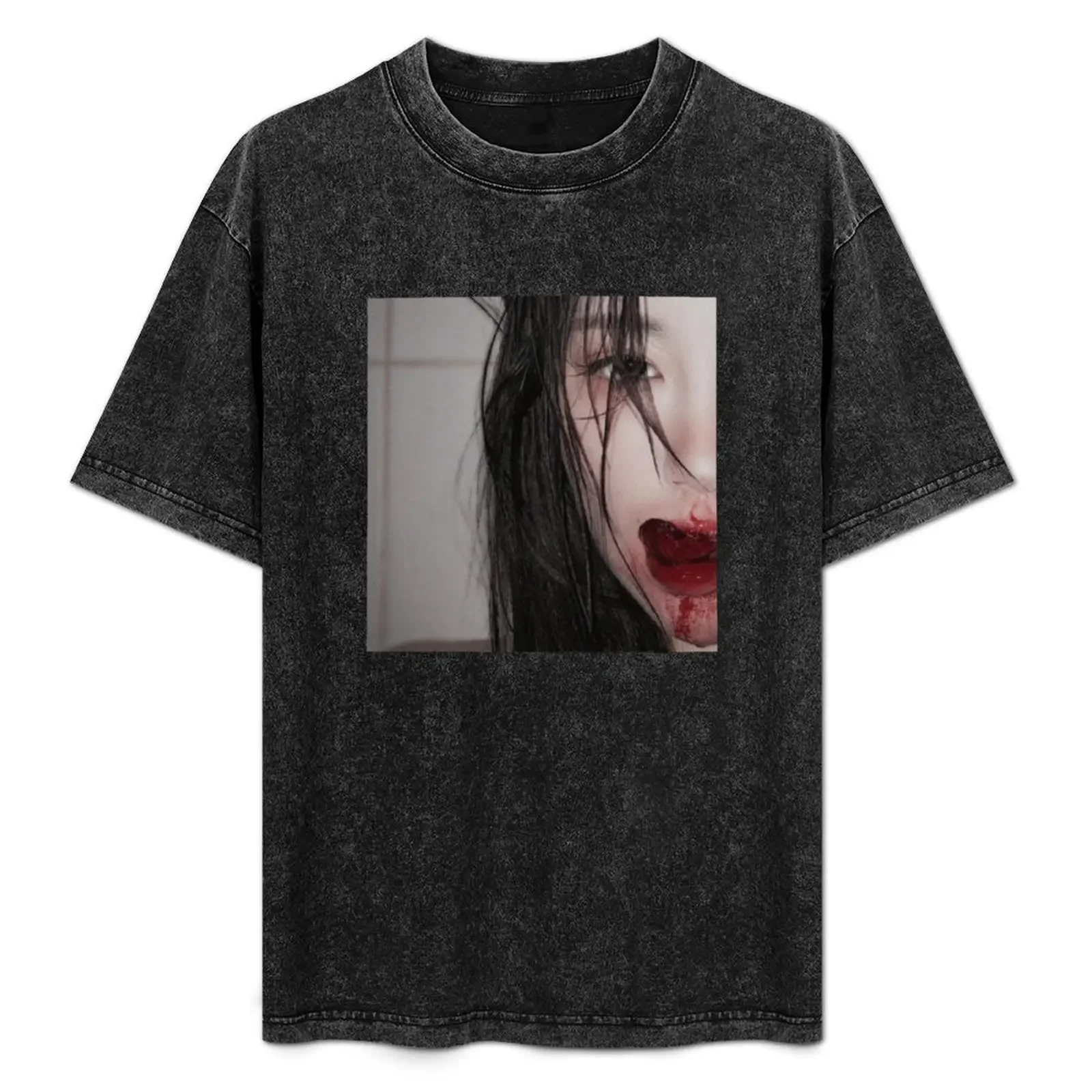 Mouth Bleeding Korean Model Aesthetic T-Shirt Durable Work Wear T-Shirt
Mouth Bleeding Korean Model Aesthetic T-Shirt Durable Work Wear T-Shirt