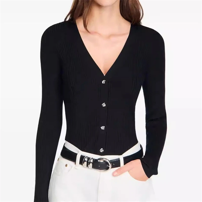 Spring New Women's V-Neck Elastic Slim Fit Knitted Cardigan HighQuality Fashion Casual Versatile Ribbed Knitted Top forCommuting
Spring New Women's V-Neck Elastic Slim Fit Knitted Cardigan HighQuality Fashion Casual Versatile Ribbed Knitted Top forCommuting