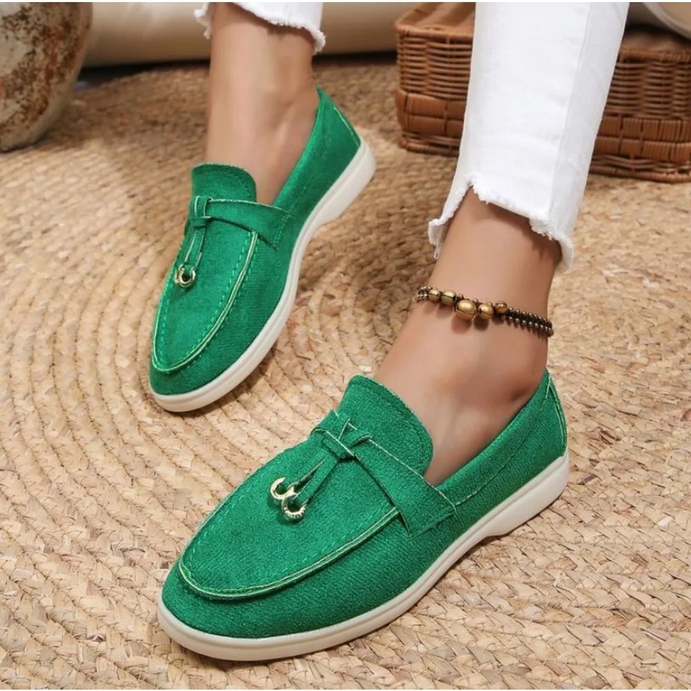 New Women Loafers Slip on Ladies Flats Brand Spring Autumn Casual Flat Shoes Leather Cashmere Single Shoes plus size 43
New Women Loafers Slip on Ladies Flats Brand Spring Autumn Casual Flat Shoes Leather Cashmere Single Shoes plus size 43