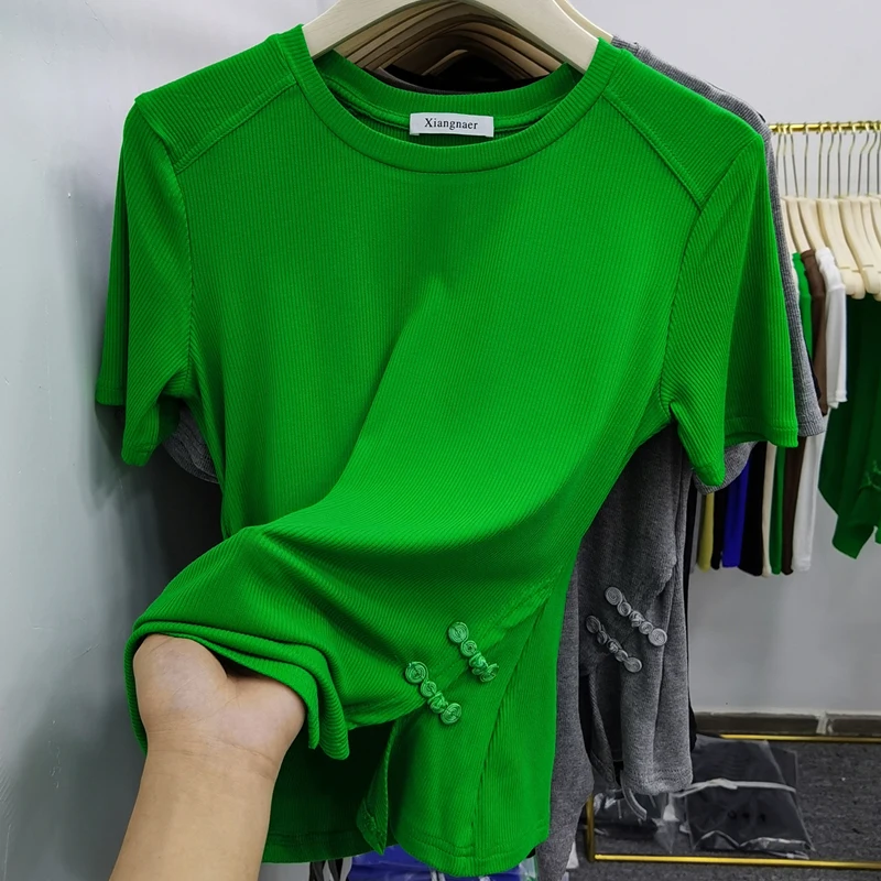 New Arrival Short-sleeved T-shirt Women's 2022 Summer New O-Neck Disc Button Design Niche Trend Sexy Fashion Slim Top
New Arrival Short-sleeved T-shirt Women's 2022 Summer New O-Neck Disc Button Design Niche Trend Sexy Fashion Slim Top
