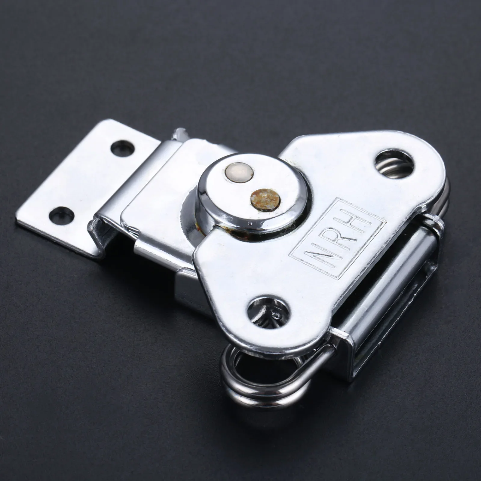 Stainless Steel Butterfly Lock Air Box Toggle Latch Catch Clamp Wooden Box Toolbox Buckle Rotary Lock For Flight Case 60*72mm
Stainless Steel Butterfly Lock Air Box Toggle Latch Catch Clamp Wooden Box Toolbox Buckle Rotary Lock For Flight Case 60*72mm