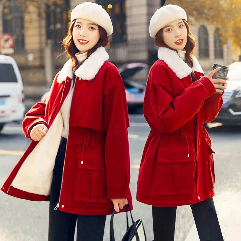Cotton jacket Women 2022 Winter New Fashion Loose Casual Padded Coat Female Waist Large Size Long Plus Velvet Thick Warm Parkas
Cotton jacket Women 2022 Winter New Fashion Loose Casual Padded Coat Female Waist Large Size Long Plus Velvet Thick Warm Parkas