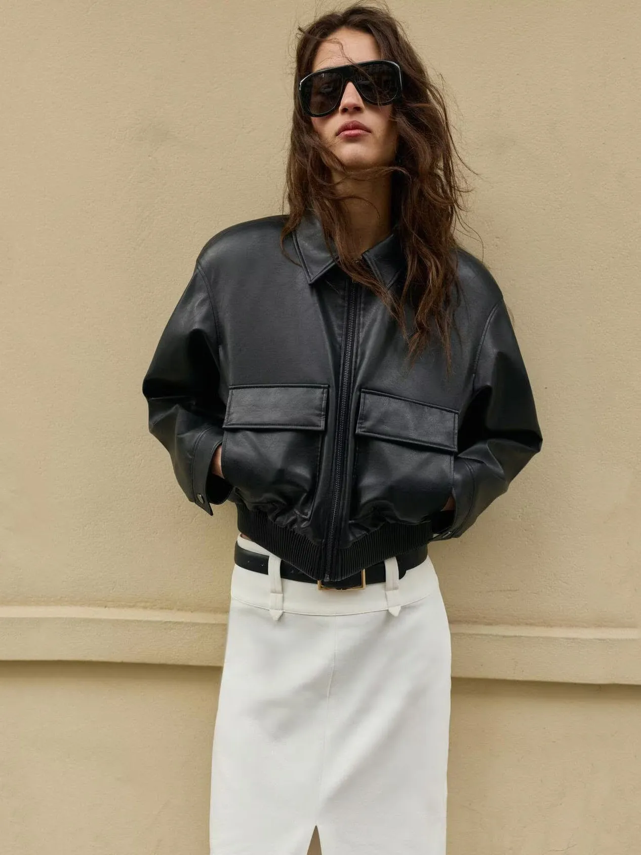 Spring Summer New Arrival Women's Fashion Long Sleeve Faux Leather Shoulder Padded Pilot Jacket Coat Modern Style Zipper Closure
Spring Summer New Arrival Women's Fashion Long Sleeve Faux Leather Shoulder Padded Pilot Jacket Coat Modern Style Zipper Closure