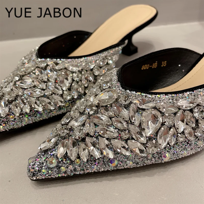 summer mules shoes silver rhinestone sandals women pointy cutout low heel outdoor slides female Shiny Pointed sandalias size 43
summer mules shoes silver rhinestone sandals women pointy cutout low heel outdoor slides female Shiny Pointed sandalias size 43