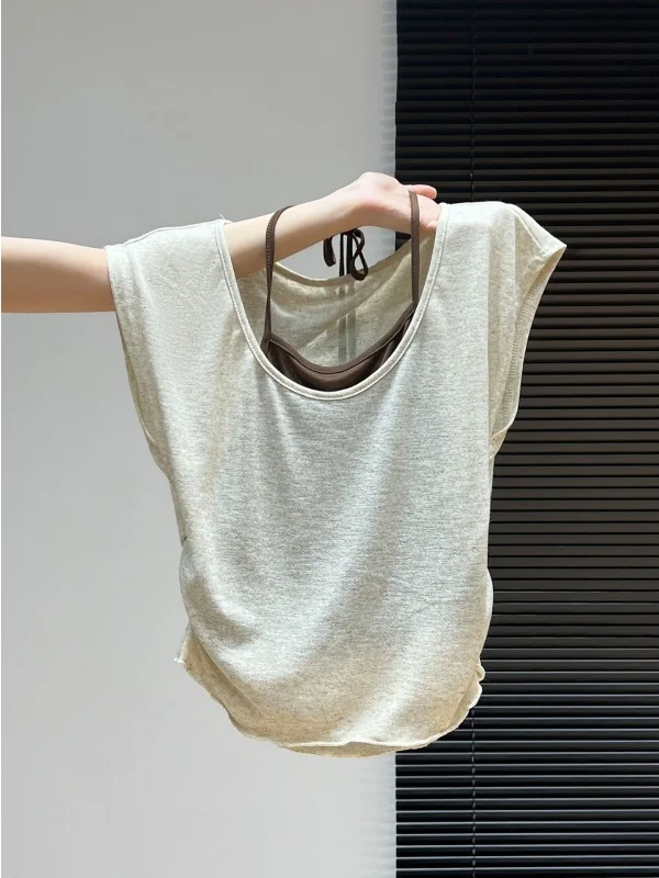 Color Block Pleated Short Sleeve T-Shirt Women's Slim Fit Fashionable Versatile Summer Top French Style Loose Fit Universal Size
Color Block Pleated Short Sleeve T-Shirt Women's Slim Fit Fashionable Versatile Summer Top French Style Loose Fit Universal Size