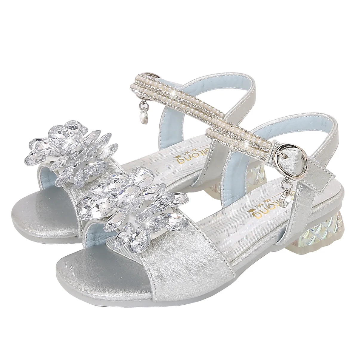 2025 Girls Princess Sandals Sequins Party Wedding Versatile Children's Low Heels Sandals Bowknot Peep Toe Summer Kids Shoes
2025 Girls Princess Sandals Sequins Party Wedding Versatile Children's Low Heels Sandals Bowknot Peep Toe Summer Kids Shoes