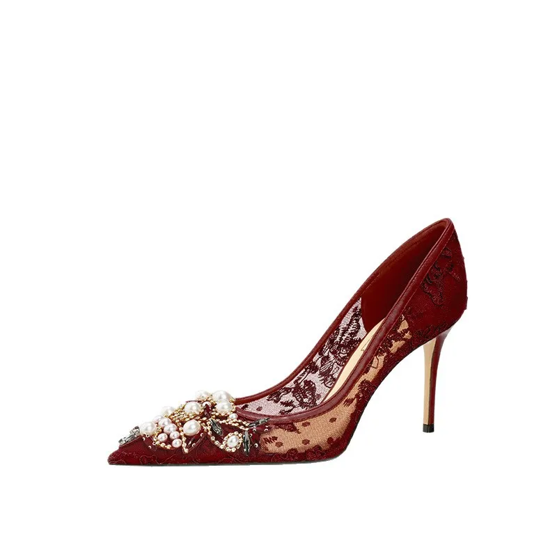 New Embroidered Mesh Stilettos Bridal Dress Women's Shoes Sheepskin Women Shoes
New Embroidered Mesh Stilettos Bridal Dress Women's Shoes Sheepskin Women Shoes