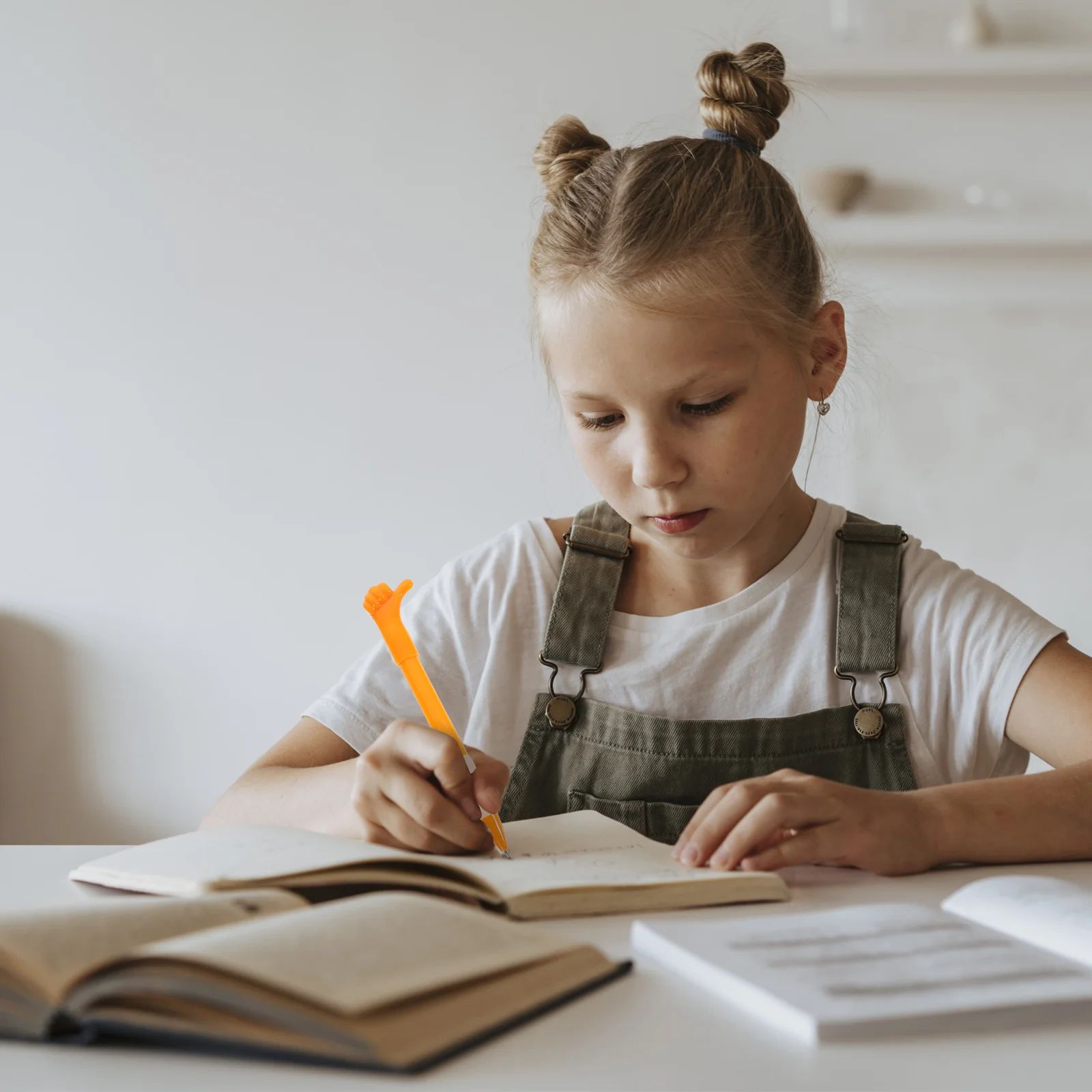 6Pcs Thumbs Up Ballpoint Pens Novelty Decorative Pens Smooth Writing Experience for Toddlers Thumbs Up Ballpoint Pen 
6Pcs Thumbs Up Ballpoint Pens Novelty Decorative Pens Smooth Writing Experience for Toddlers Thumbs Up Ballpoint Pen