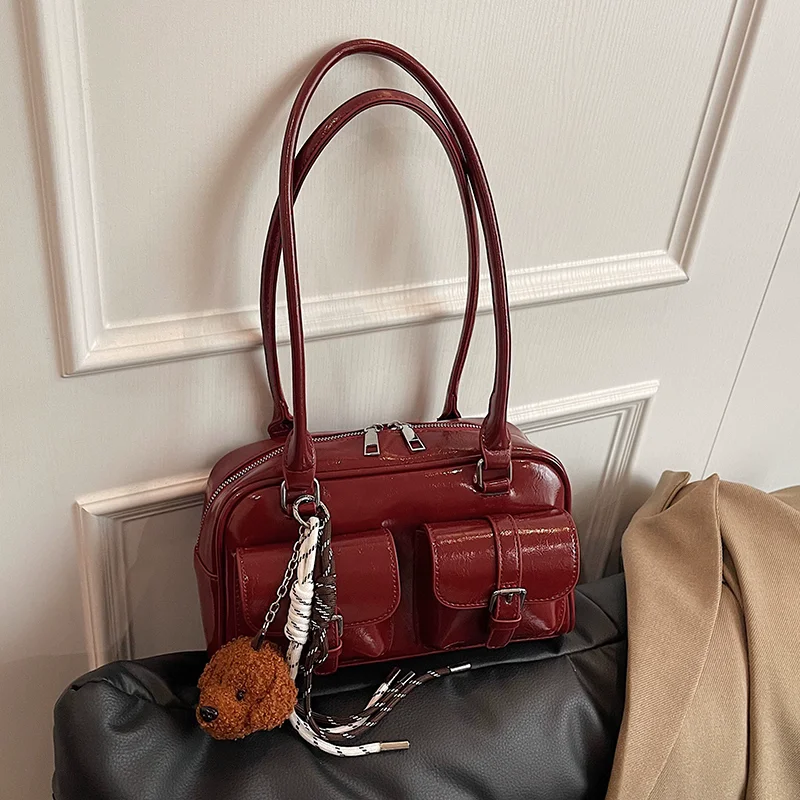 Ankela Red Bowling Bags With 2pcs Front Pockets Underarm Commuter Bag for Women Large Capacity New Single Shoulder Pillow Bags
Ankela Red Bowling Bags With 2pcs Front Pockets Underarm Commuter Bag for Women Large Capacity New Single Shoulder Pillow Bags
