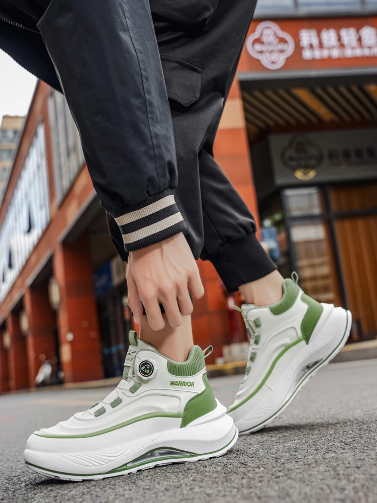 Мужские зимние утепленные кроссовки из хлопка для бега, спортивные повседневные кроссовки на флисовой подкладке, низкие, из синтетической кожи, дышащие
Мужские зимние утепленные кроссовки из хлопка для бега, спортивные повседневные кроссовки на флисовой подкладке, низкие, из синтетической кожи, дышащие