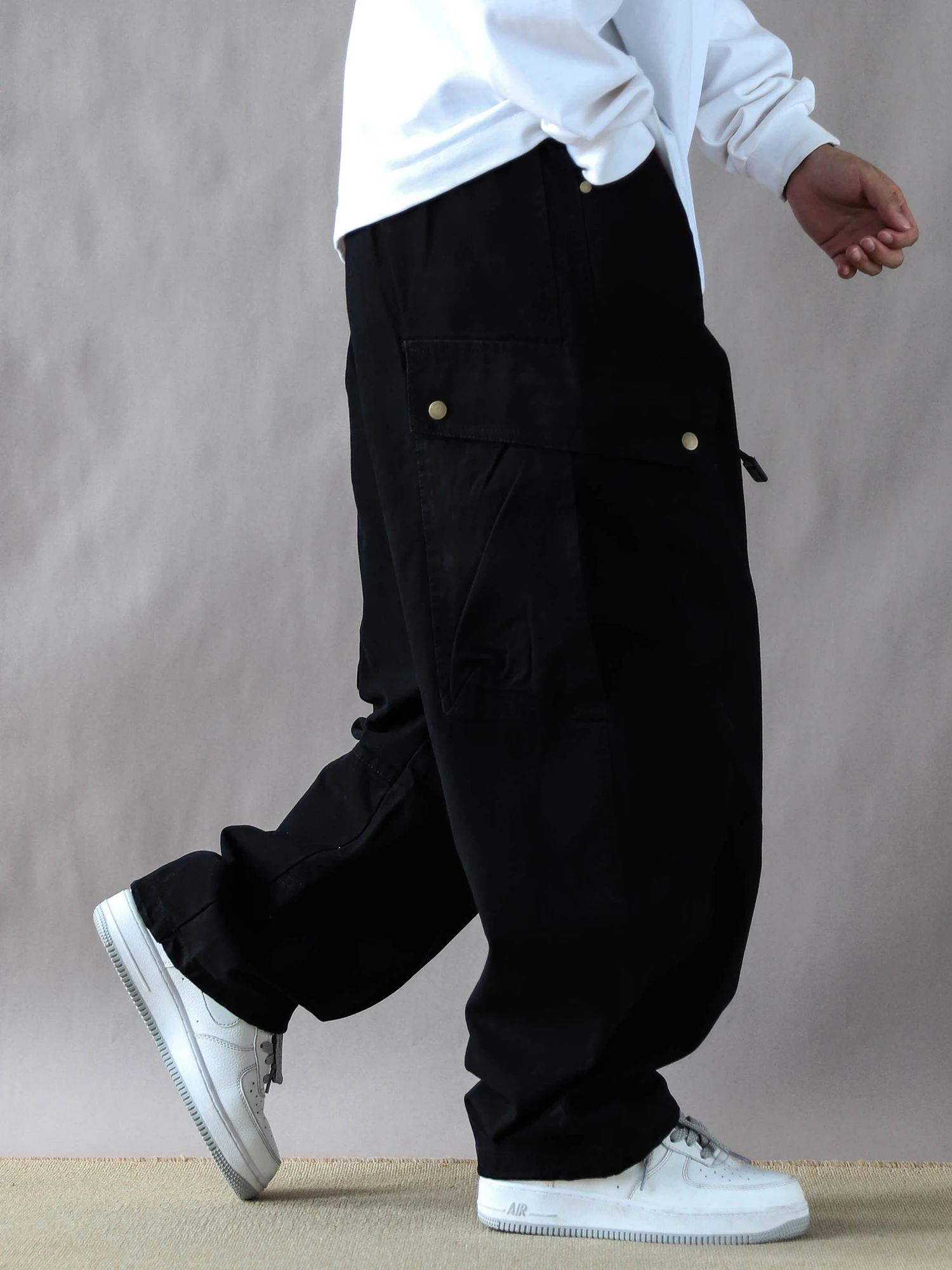 Ретро-американские рабочие брюки для мужчин, повседневные, свободного кроя, прямые, широкие штанины, из хлопка, осенняя новинка
Ретро-американские рабочие брюки для мужчин, повседневные, свободного кроя, прямые, широкие штанины, из хлопка, осенняя новинка