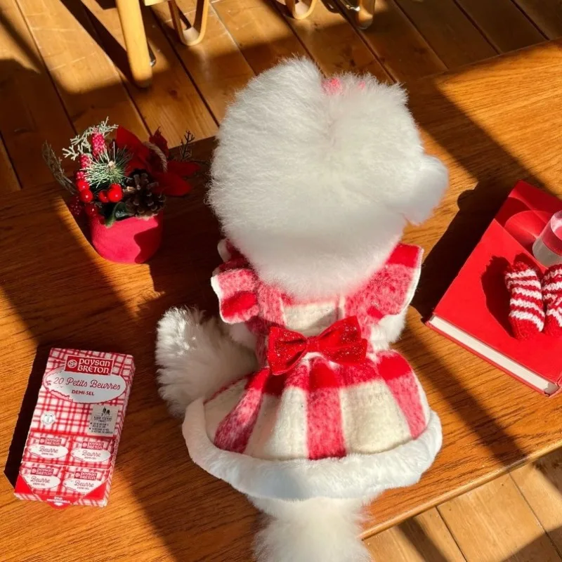 Pet Clothing Winter Christmas Woolen Plaid Dress New Year Red Plaid Cat Coat Cloak Dog Clothes for Small Dogs Puppy Clothes
Pet Clothing Winter Christmas Woolen Plaid Dress New Year Red Plaid Cat Coat Cloak Dog Clothes for Small Dogs Puppy Clothes
