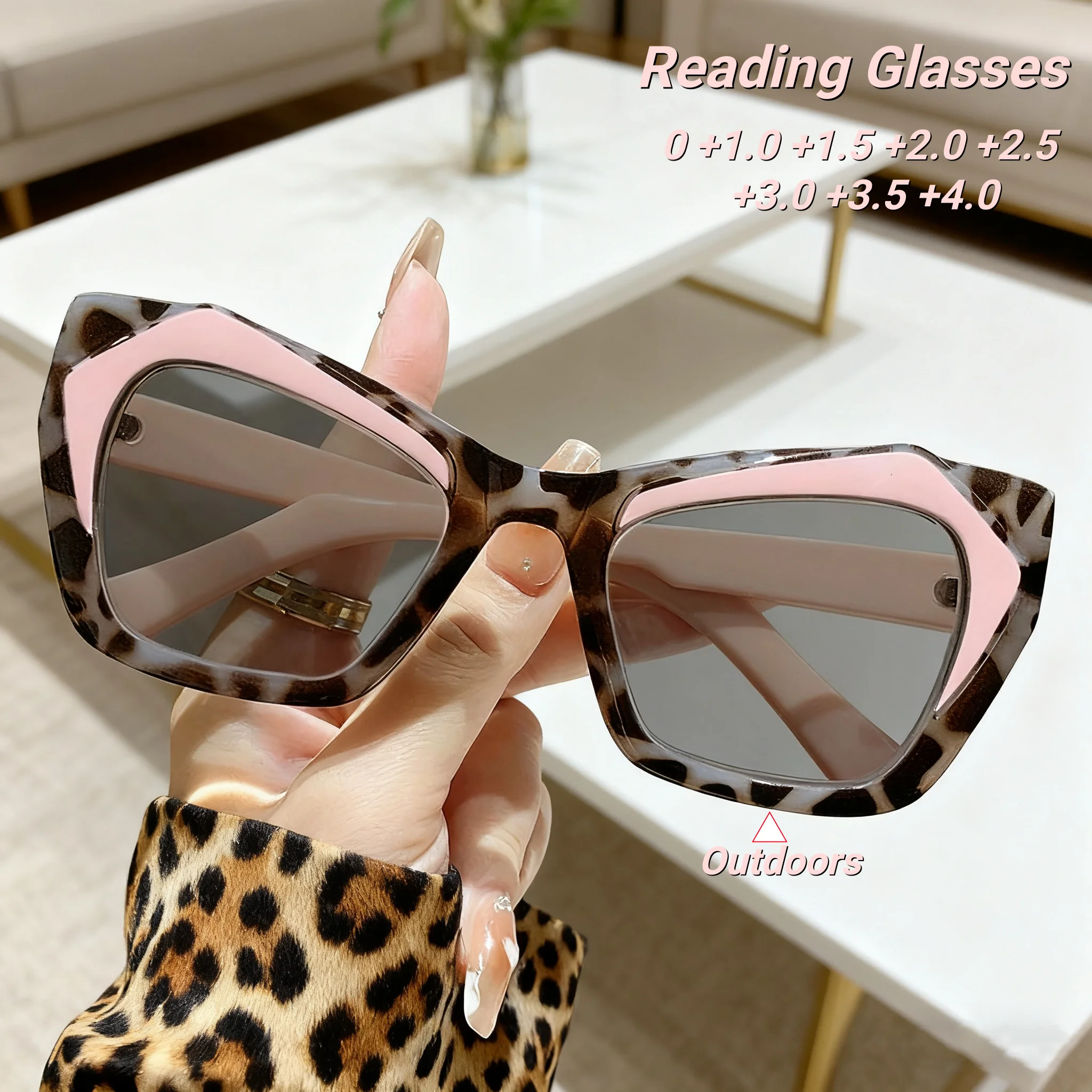 New Fashionable Personalized Butterfly Shaped Women's Reading Glasses Outdoor Neutral Display Young Color Blocked Design Glasses
New Fashionable Personalized Butterfly Shaped Women's Reading Glasses Outdoor Neutral Display Young Color Blocked Design Glasses