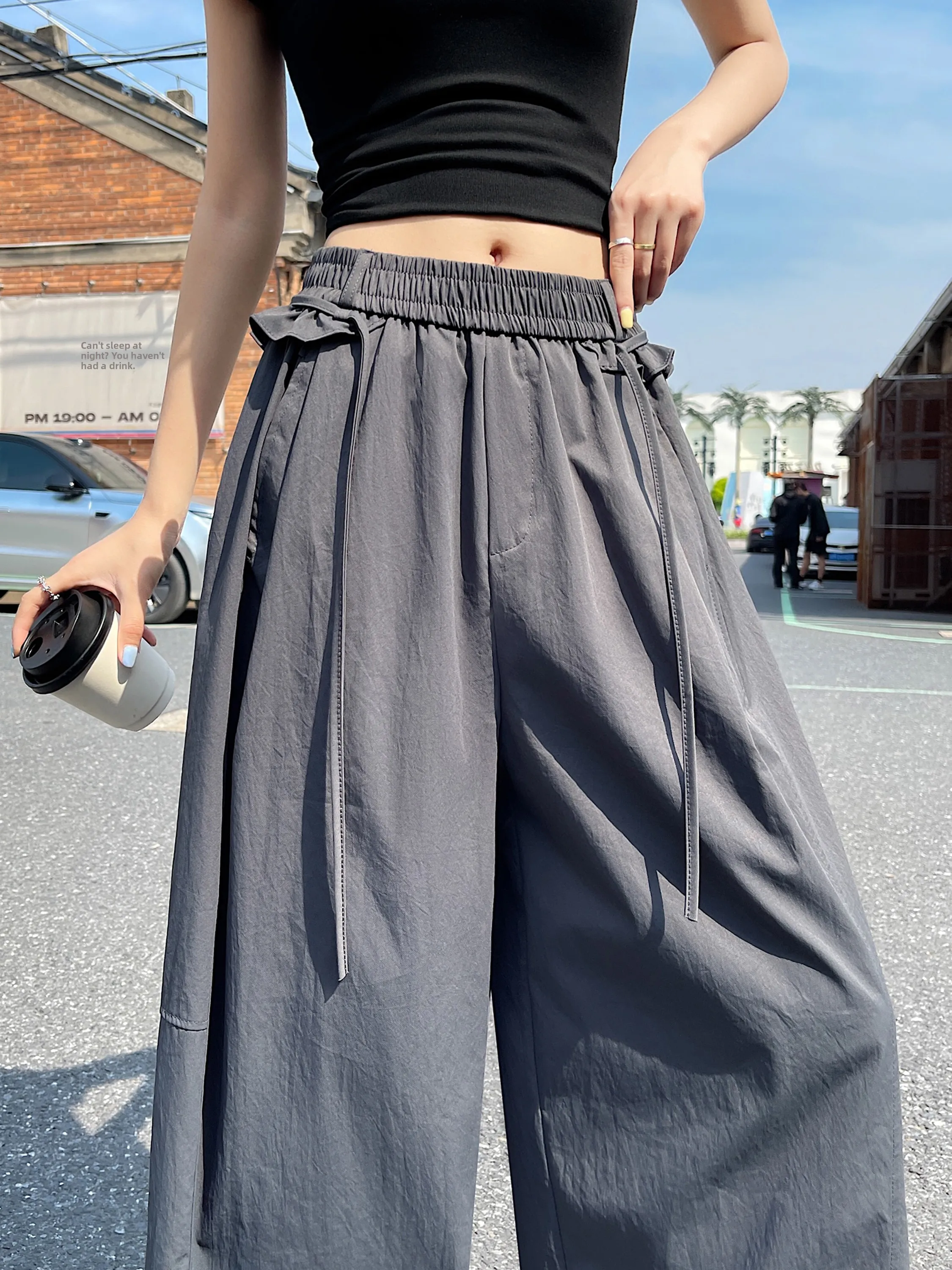 Ice Silk Quick Dry Wide Leg Pants Women's Summer New Style Small Size Loose Slimming Casual Drapey Versatile Thin Model
Ice Silk Quick Dry Wide Leg Pants Women's Summer New Style Small Size Loose Slimming Casual Drapey Versatile Thin Model