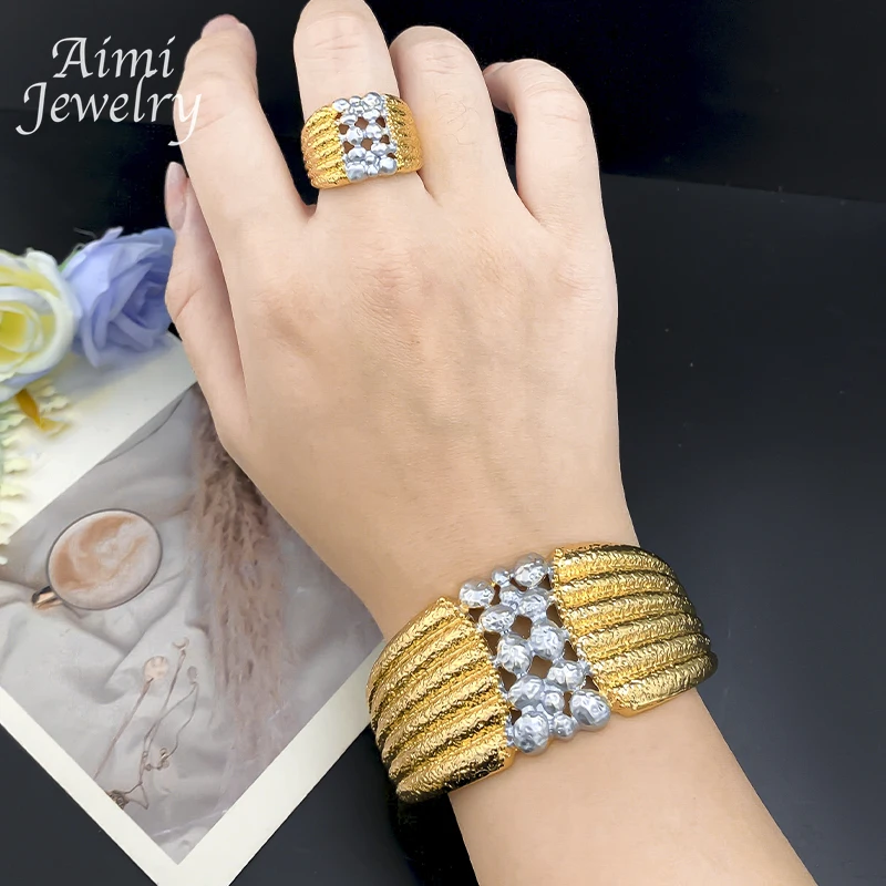 Brazilian 4Pcs Jewelry Set for Women Exaggerated Choker Necklace Earring Bracelet Ring African Bridal Wedding Party Gifts
Brazilian 4Pcs Jewelry Set for Women Exaggerated Choker Necklace Earring Bracelet Ring African Bridal Wedding Party Gifts