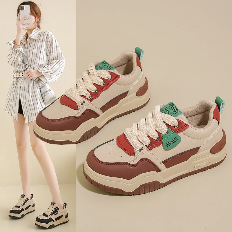 Women Leather Flat Shoes Spring New Fashion Casual Thick Soled Leather Designer Women Running White and Black Sneakers
Women Leather Flat Shoes Spring New Fashion Casual Thick Soled Leather Designer Women Running White and Black Sneakers