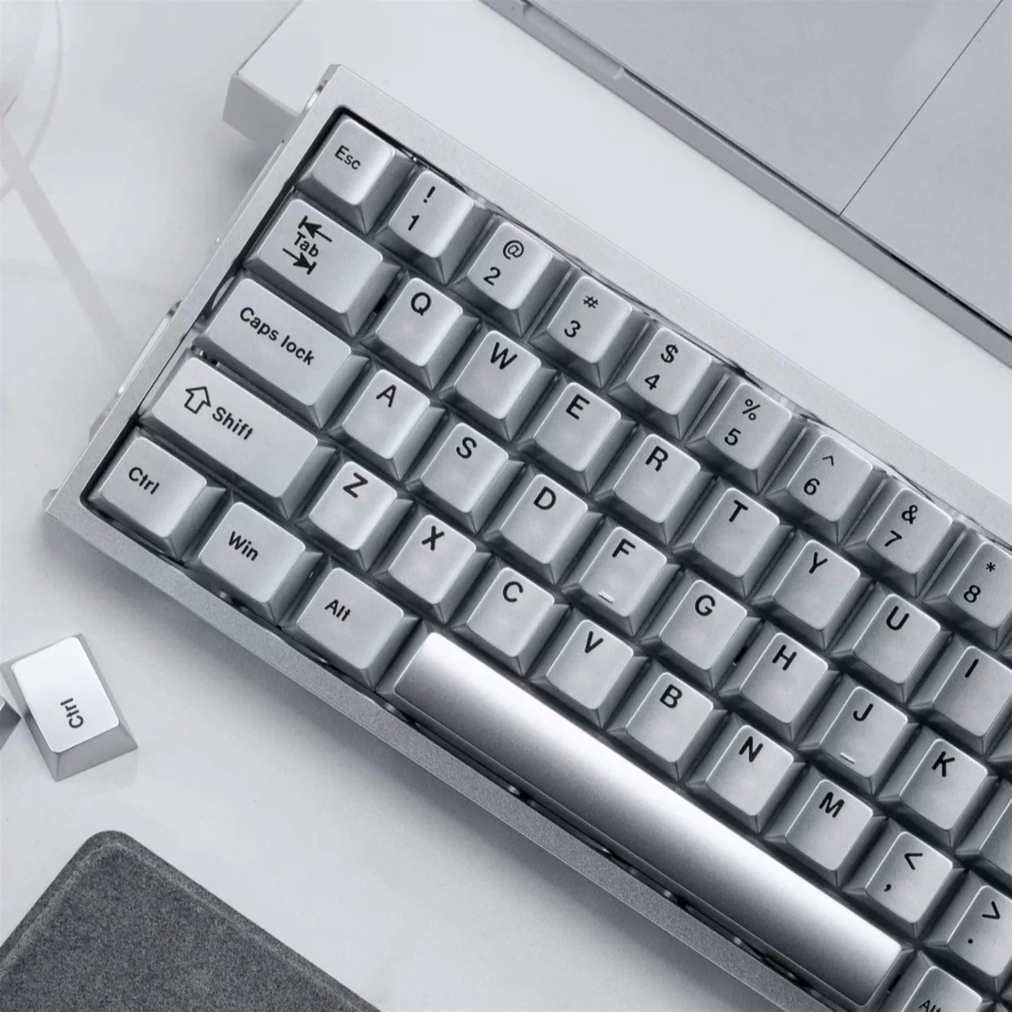130 Keys Metallic Paint Cherry Profile PBT Keycaps for Wooting Magnetic Switch Gaming Mechanical Keyboard
130 Keys Metallic Paint Cherry Profile PBT Keycaps for Wooting Magnetic Switch Gaming Mechanical Keyboard