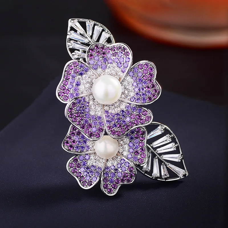 Gradient Color Flower Brooch with Pearl Full Zircon Elegant Lapel Pin for Women
Gradient Color Flower Brooch with Pearl Full Zircon Elegant Lapel Pin for Women