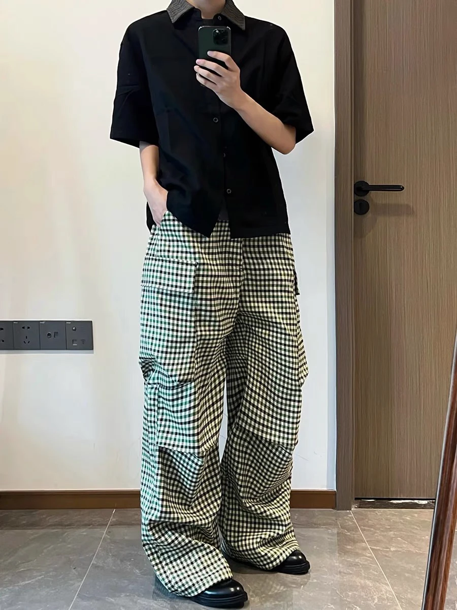American Retro een Plaid Wide Leg Pants with Big kets Casual Men's Workwear Design Sensation Loose Straight Leg Trousers
American Retro een Plaid Wide Leg Pants with Big kets Casual Men's Workwear Design Sensation Loose Straight Leg Trousers