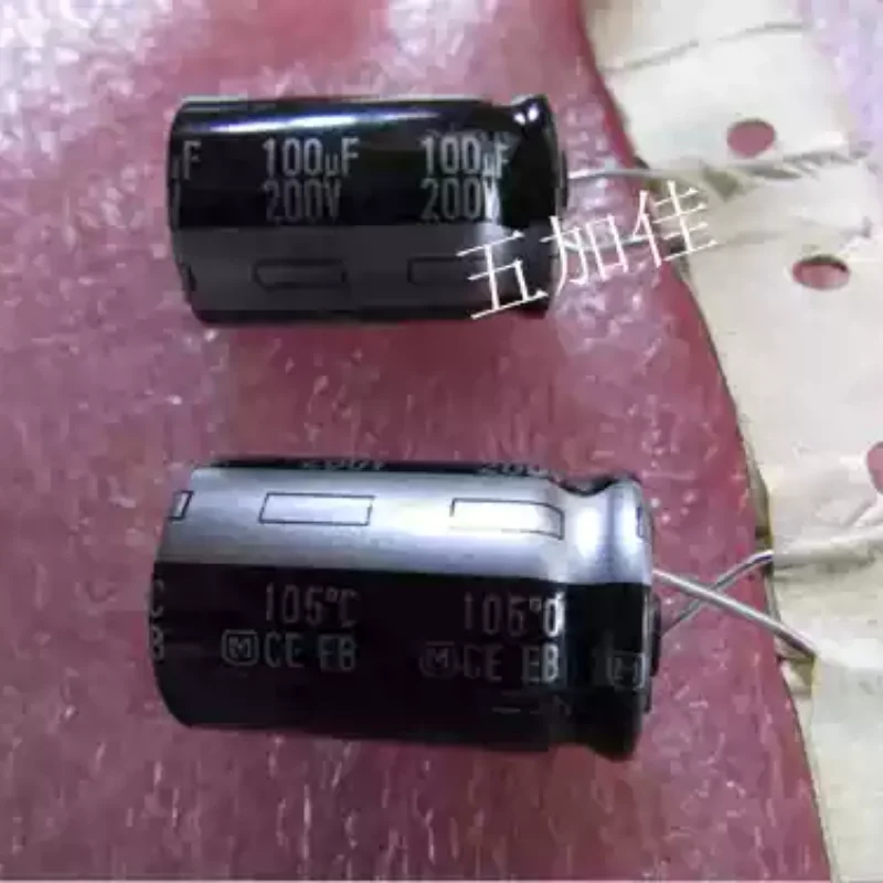 10-100pcs EB 200V100UF EEUEB2D101B Japanese electrolytic capacitor volume 16 * 25
10-100pcs EB 200V100UF EEUEB2D101B Japanese electrolytic capacitor volume 16 * 25