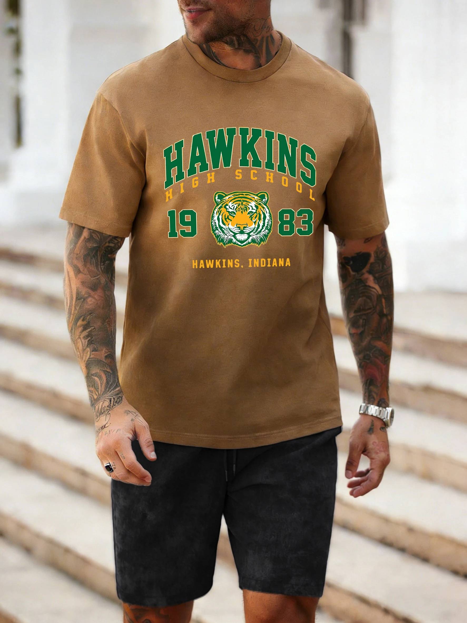 Ретро-футболка с принтом Hawkins High School 1983, модные хлопковые топы с круглым вырезом, повседневная одежда с эффектом тай-дай, креативный спортивный костюм унисекс
Ретро-футболка с принтом Hawkins High School 1983, модные хлопковые топы с круглым вырезом, повседневная одежда с эффектом тай-дай, креативный спортивный костюм унисекс