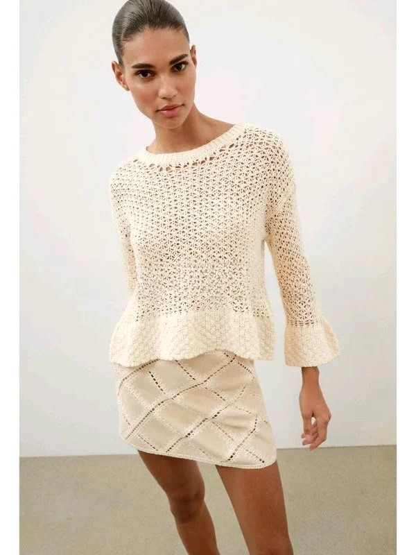Women Cream Mesh Openwork Knit Blouse Loose Fit Flared Ruffle Cuff Long Sleeve See Through Beach Layer Pullover Sweater 20260602
Women Cream Mesh Openwork Knit Blouse Loose Fit Flared Ruffle Cuff Long Sleeve See Through Beach Layer Pullover Sweater 20260602