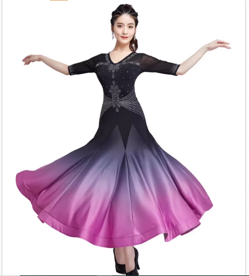 Modern dance dress with diamond studded short sleeved ballroom dance gradient big swing dress
Modern dance dress with diamond studded short sleeved ballroom dance gradient big swing dress
