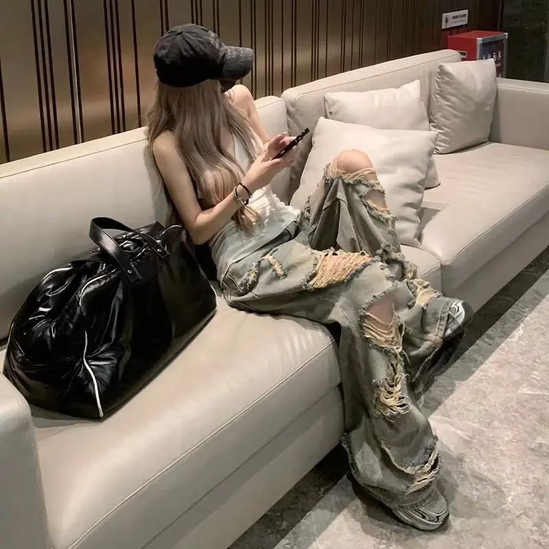 2026 Summer Men's & Women's American High Street Ripped Jeans Loose Straight Leg Baggy Pants For Vacation Outfit
2026 Summer Men's & Women's American High Street Ripped Jeans Loose Straight Leg Baggy Pants For Vacation Outfit