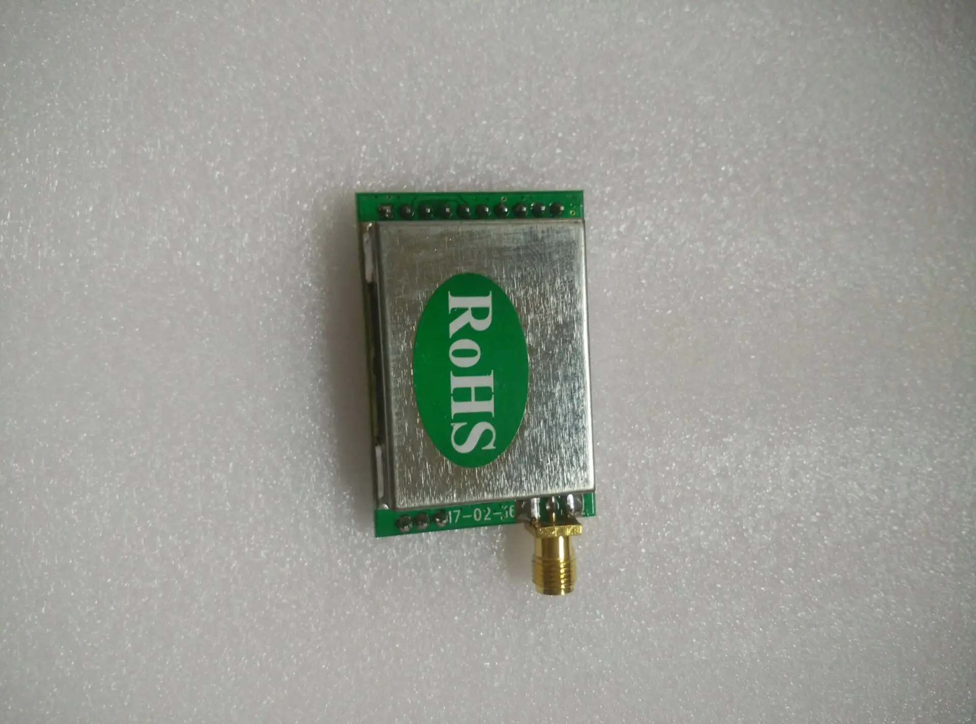 2.4G High-power 1W Long-distance Wireless Audio and Video Transmission Module Home Audio and Video Monitoring
2.4G High-power 1W Long-distance Wireless Audio and Video Transmission Module Home Audio and Video Monitoring