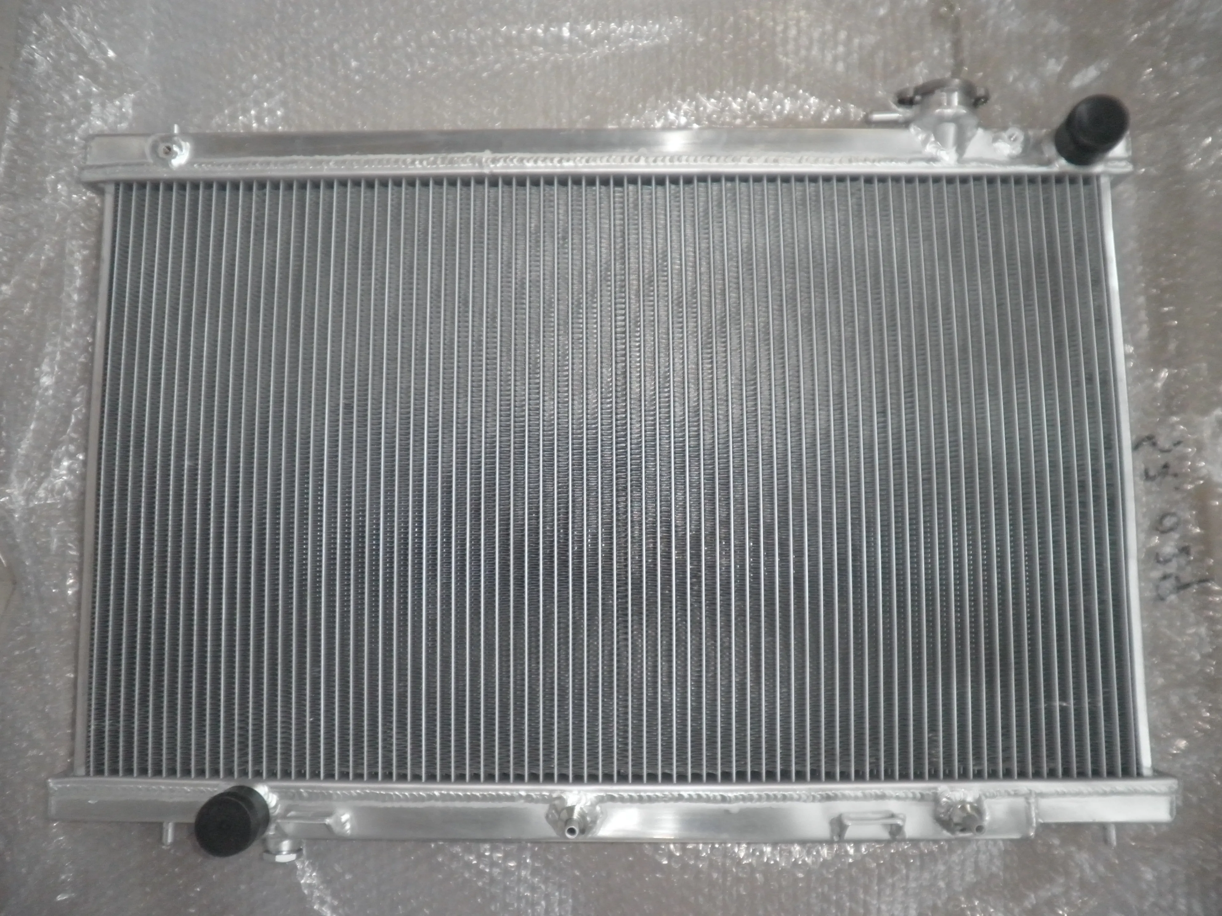 56mm 3 Row Aluminum Radiator For 2003-2007 INFINITI G35 G 35 3.5L COUPE SEDAN / 2003-2007 NISSAN 350Z
56mm 3 Row Aluminum Radiator For 2003-2007 INFINITI G35 G 35 3.5L COUPE SEDAN / 2003-2007 NISSAN 350Z