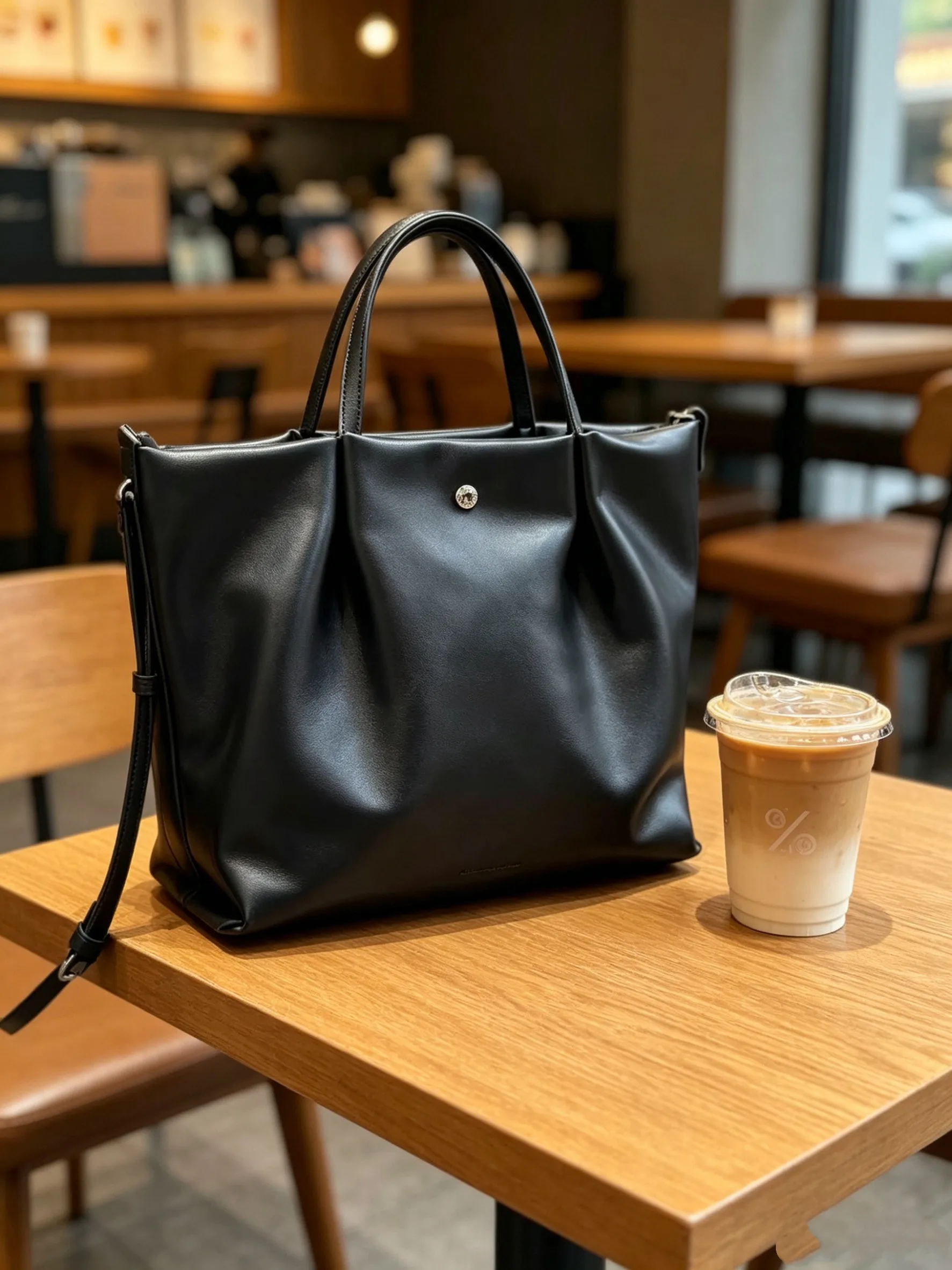 2026 New Summer PU Women Handbag, Minimal Casual Niche Design Versatile Purse
2026 New Summer PU Women Handbag, Minimal Casual Niche Design Versatile Purse