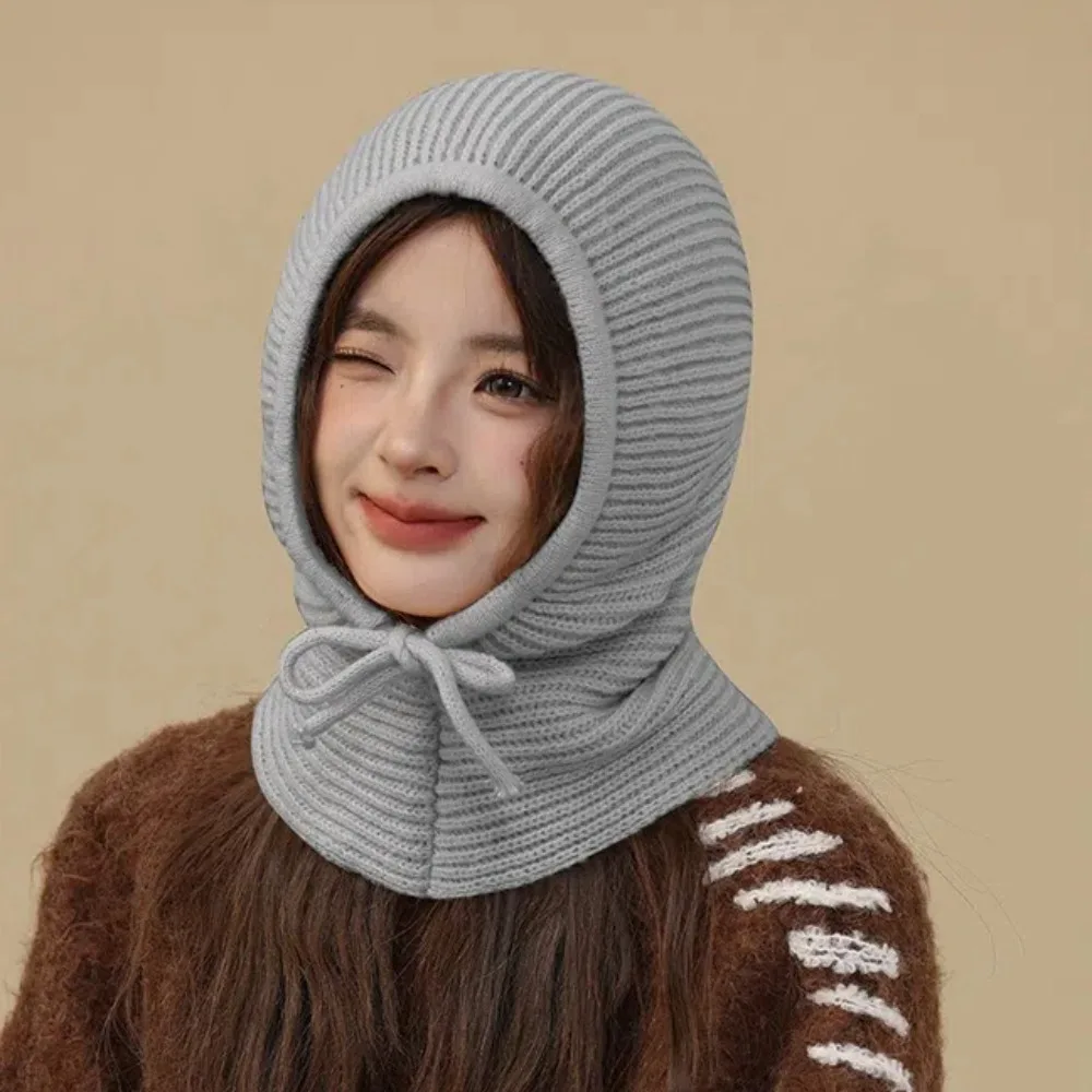 New Pullover Knitting Balaclava Hat Windproof One-piece Neck Collar Bonnet Solid Color Hooded Scarf Hat
New Pullover Knitting Balaclava Hat Windproof One-piece Neck Collar Bonnet Solid Color Hooded Scarf Hat