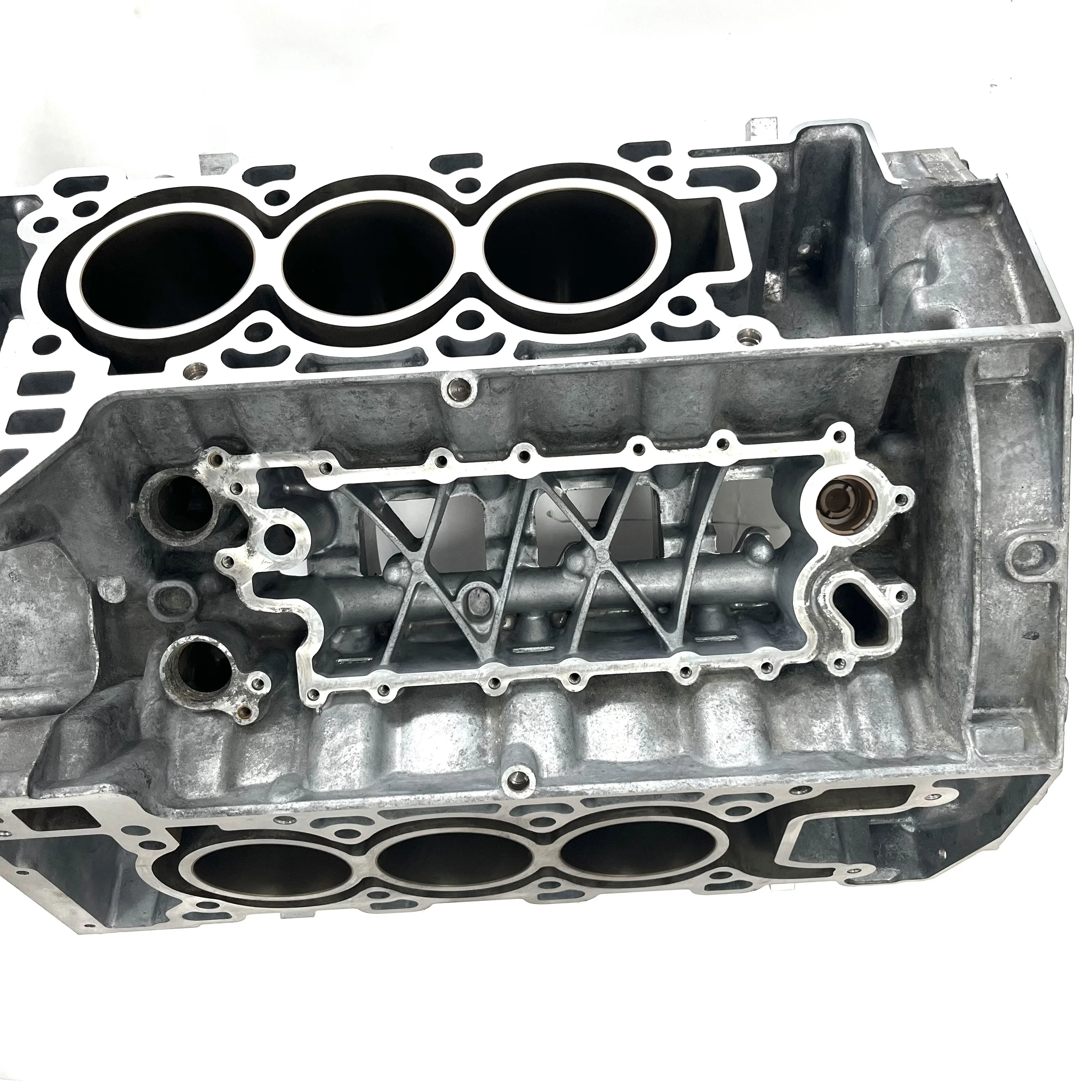 Блок цилиндров двигателя для LAND ROVER Discovery Y4 306ps 508ps 3.0L 5.0L twin turbo Engine LR052136custom
Блок цилиндров двигателя для LAND ROVER Discovery Y4 306ps 508ps 3.0L 5.0L twin turbo Engine LR052136custom