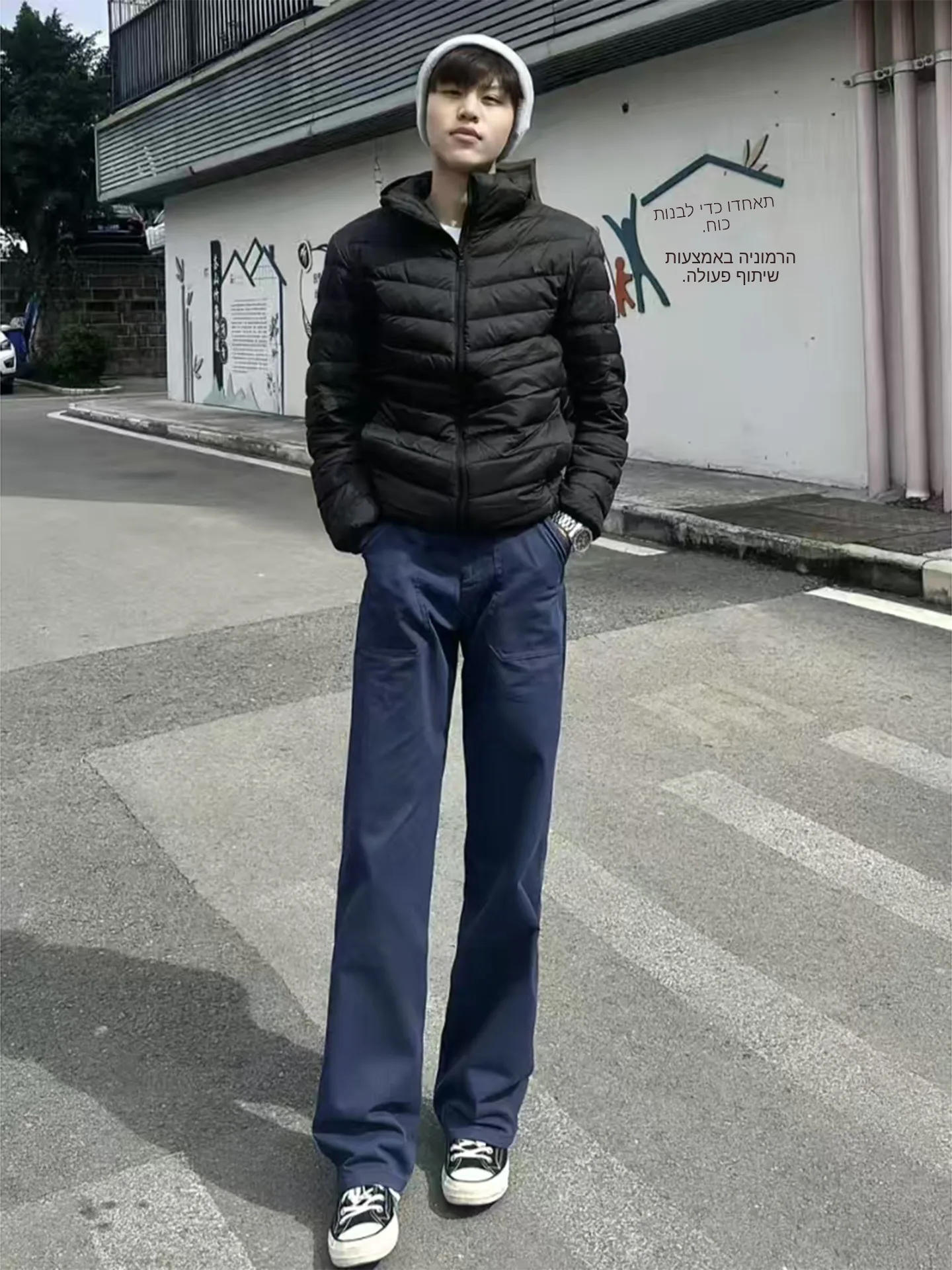 Lightweight 90 down Men's Jacket Outdoor Sports Hooded Coat Warmth High-End Feeling Cotton Clothes Long Sleeve Zipper Closure
Lightweight 90 down Men's Jacket Outdoor Sports Hooded Coat Warmth High-End Feeling Cotton Clothes Long Sleeve Zipper Closure