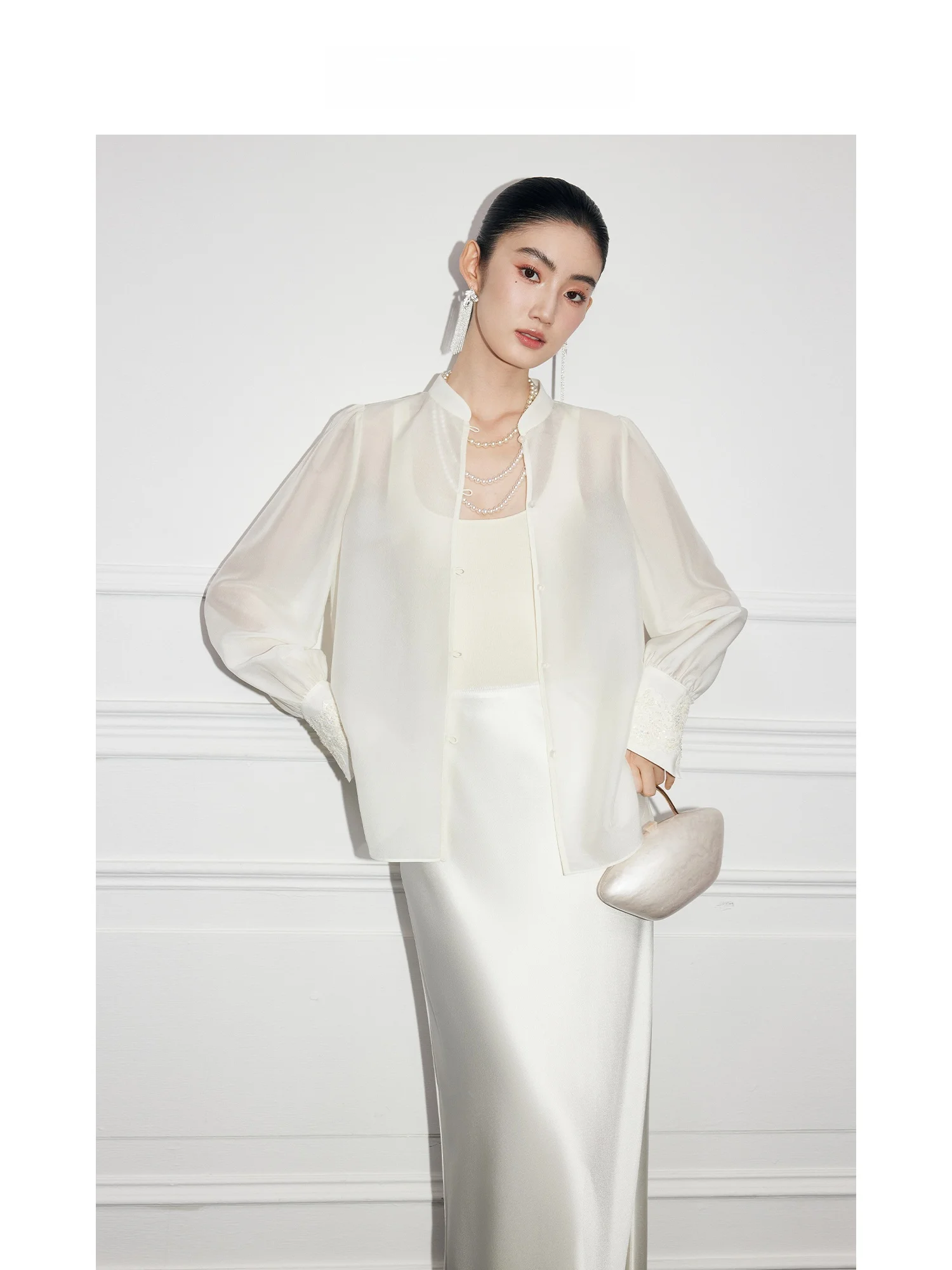 Elegant White Silk Stand Collar Shirt Women's Spring Summer Acetate Satin Long Sleeve Slim Fit Casual Fashion Top MandyZhang
Elegant White Silk Stand Collar Shirt Women's Spring Summer Acetate Satin Long Sleeve Slim Fit Casual Fashion Top MandyZhang