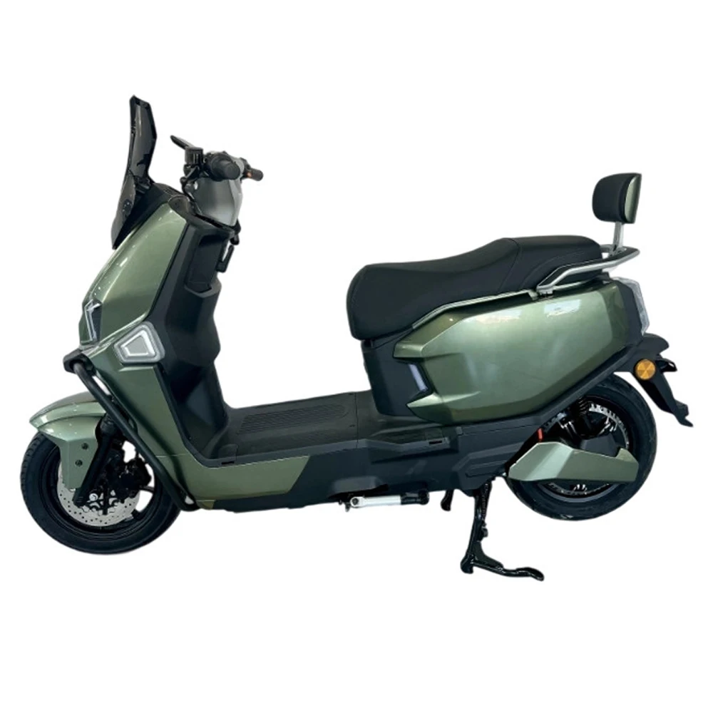 Electric 70 km/h Sportbike Racing Motor - 72V Brushless Street Scooter with 32A Battery Capacity for Commuting and Recreation
Electric 70 km/h Sportbike Racing Motor - 72V Brushless Street Scooter with 32A Battery Capacity for Commuting and Recreation