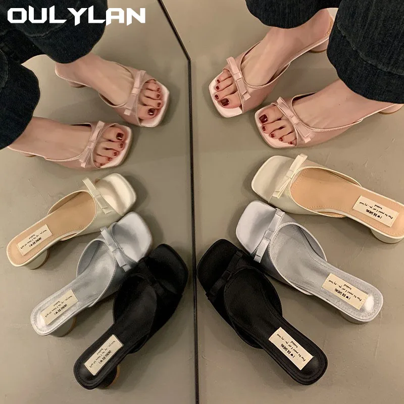 Oulylan/Новые женские босоножки на толстом каблуке, сандалии с квадратным бантом, элегантные летние сандалии с открытым носком, повседневные однотонные тапочки
Oulylan/Новые женские босоножки на толстом каблуке, сандалии с квадратным бантом, элегантные летние сандалии с открытым носком, повседневные однотонные тапочки