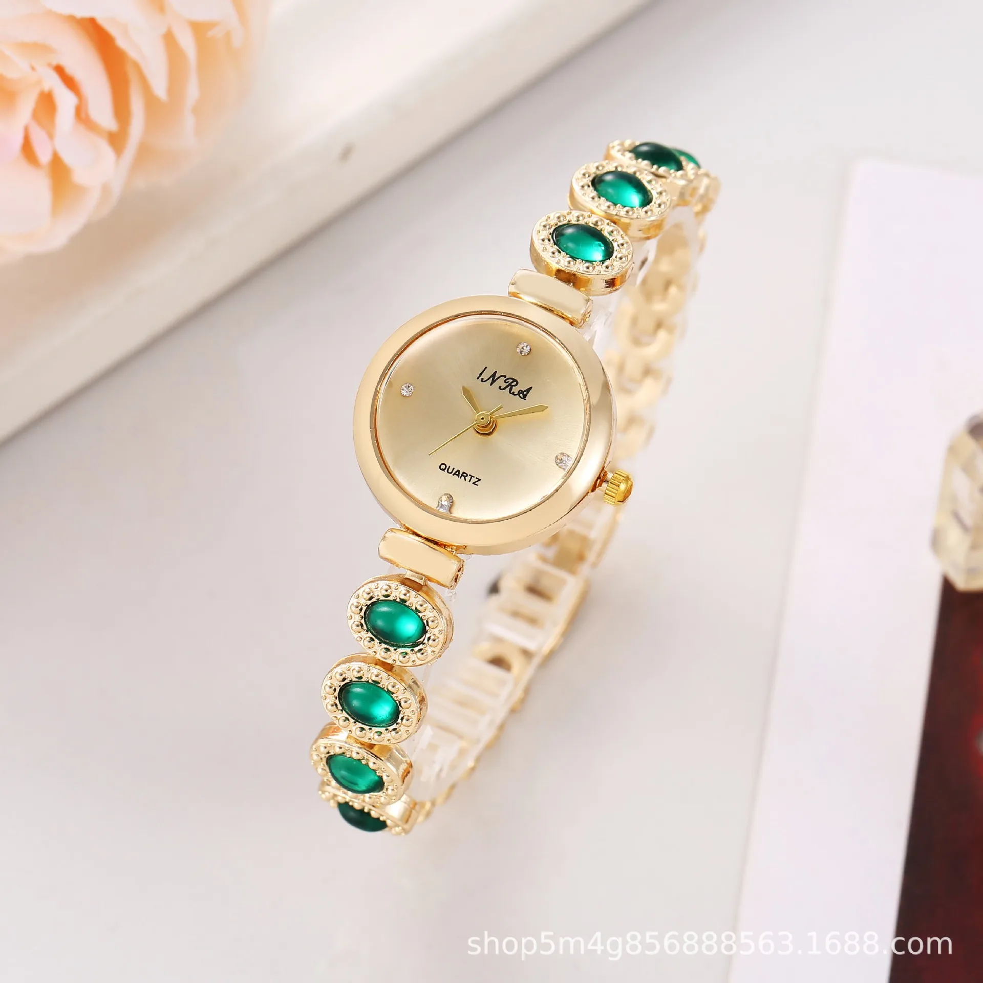Premium - Small dial bracelet watch with antique gold dial for women -6913 waterdrop
Premium - Small dial bracelet watch with antique gold dial for women -6913 waterdrop