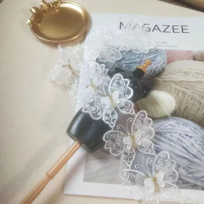 New Organza Embroidery Gold Thread Butterfly Lace Patch DIY Dress Skirt Hat Hair Band Shoes Applique Handicraft Sewing Material
New Organza Embroidery Gold Thread Butterfly Lace Patch DIY Dress Skirt Hat Hair Band Shoes Applique Handicraft Sewing Material
