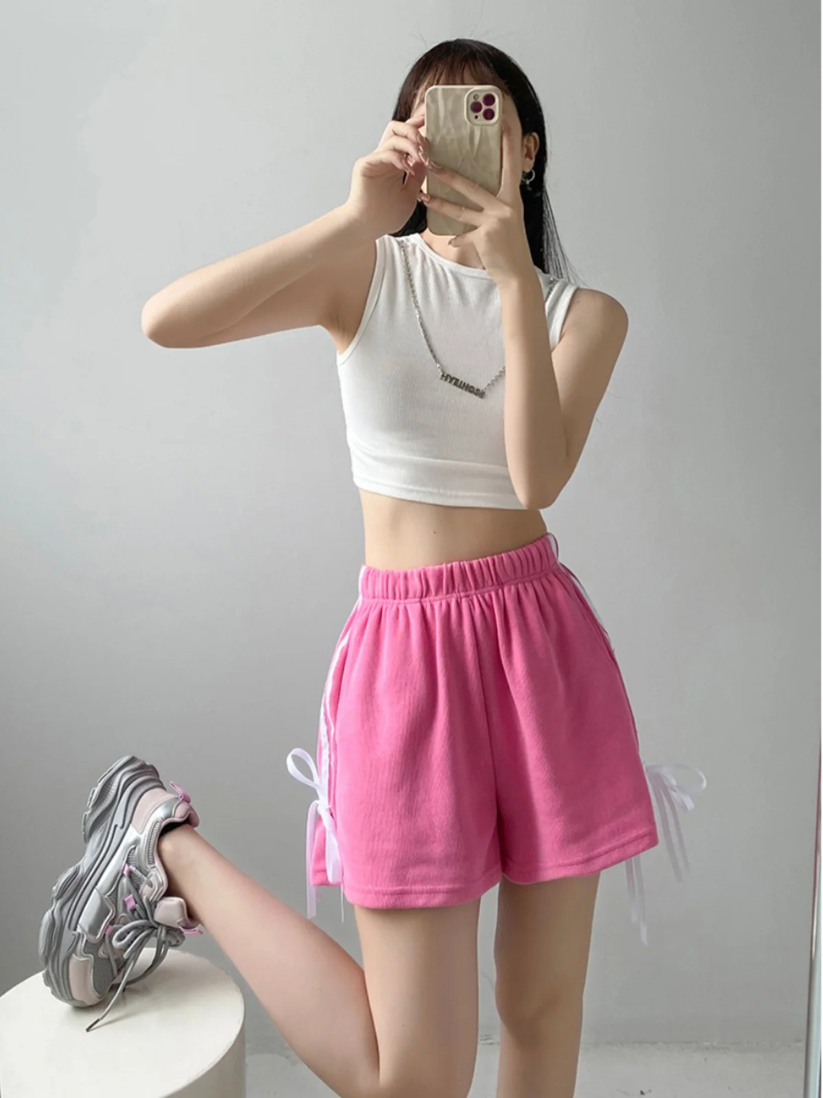 Summer Dopaamine Sporty Shorts Women's Loose Wide Leg Hot Pants with Side Stripe Weave Belt And Knot Casual Street ...
Summer Dopaamine Sporty Shorts Women's Loose Wide Leg Hot Pants with Side Stripe Weave Belt And Knot Casual Street ...